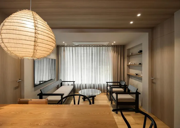 Lighthouse 249 Ddp Dongdaemun
